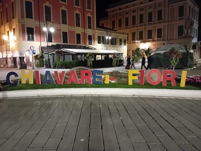 Chiavari in fiore, burloni tornati in azione