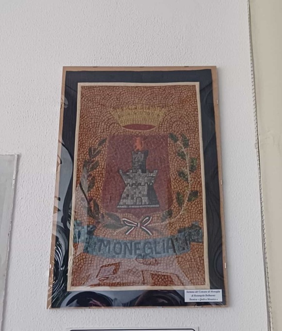 Stemma araldico di Delbuono donato al Comune di Moneglia