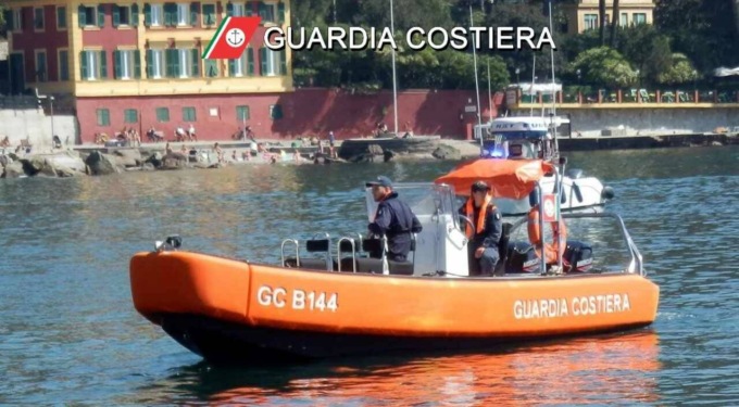 Guardia costiera sanziona violazioni ambientali nell’area protetta di Portofino