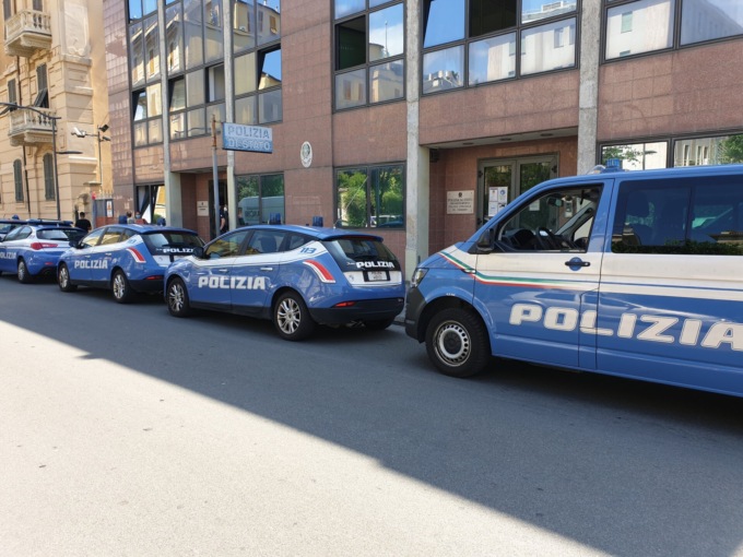 Chiavari, investe un pedone e non lo soccorre: denunciato