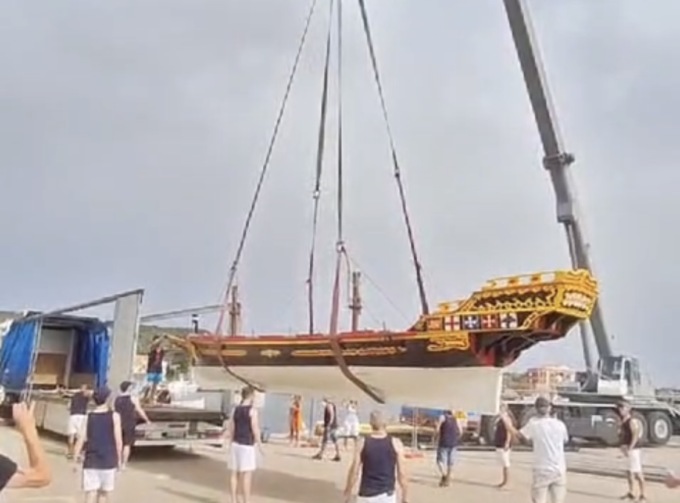 Camogli, il Dragun è a Carloforte: ecco il video del suo arrivo