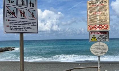 Nuovi cartelli con regole per il decoro nel centro storico di Sestri Levante e a Riva Trigoso