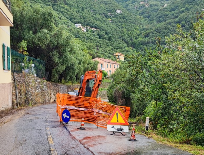 Zoagli, sono iniziati i lavori di ripristino del muro franato in via Castellaro