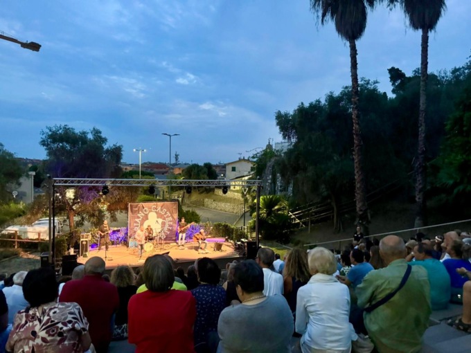 Arena all’aperto a Chiavari, spettacoli e accessibilità