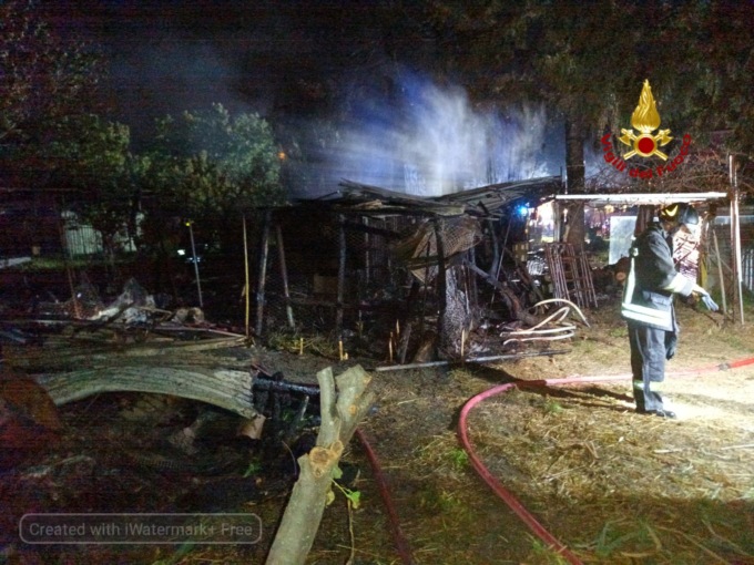 Baracche a fuoco sull’Entella