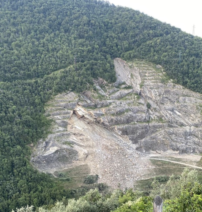 Ne, frana sulla SP26: strada chiusa e interventi in corso