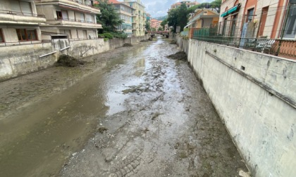 Chiavari, in corso la pulizia del torrente Rupinaro