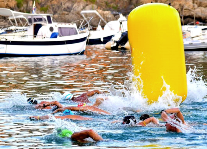 Sestri, grande successo per la 5° Bay Night Swimming