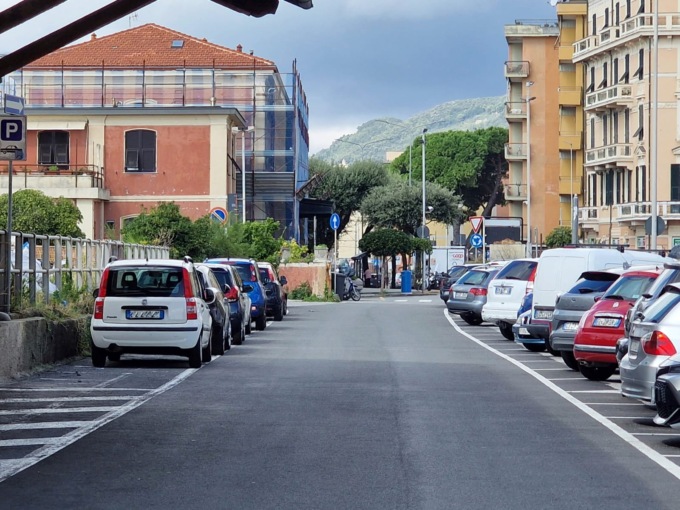 Dal 1° ottobre chiude il parcheggio vicino alla stazione di Lavagna