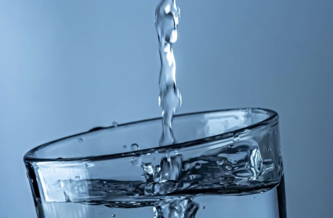 Recco, la “casetta dell’acqua” in piazza Matteotti diminuirà la produzione di rifiuti in plastica