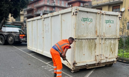 Conferimento rifiuti alluvionati, posizionato un cassone scarrabile a San Salvatore