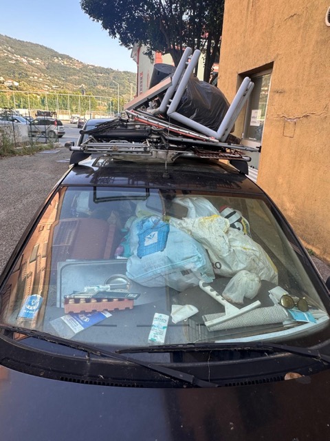 Auto abbandonate a Caperana, il risultato di Impegno Comune