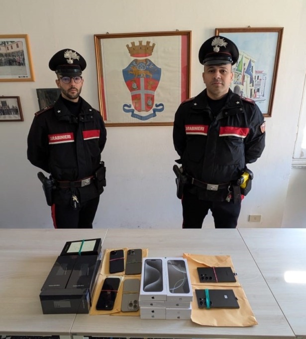 Furto in un centro commerciale, arrestati tre uomini a Cogorno