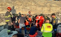 Cade tra gli scogli, turista francese soccorso a Camogli