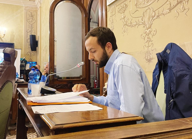 Antonio Bertani (PD): presentate due interpellanze su parcheggi per scooter e progetto Surf Reef