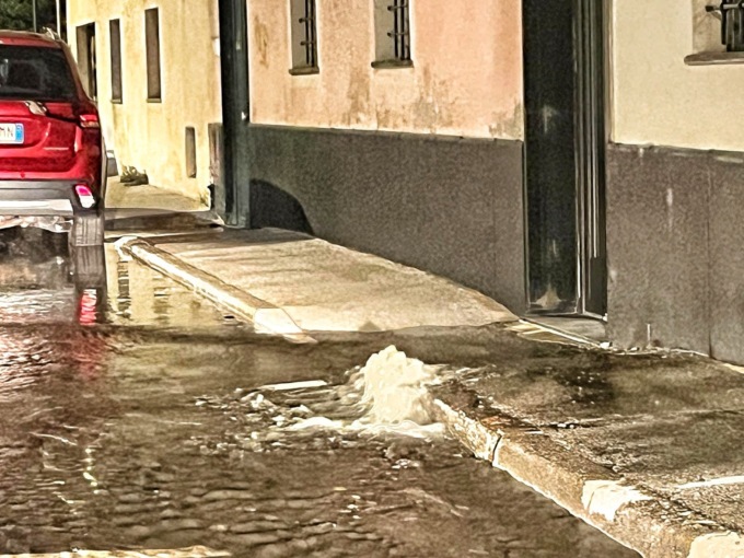 Cavi di Lavagna, guasto alla rete idrica