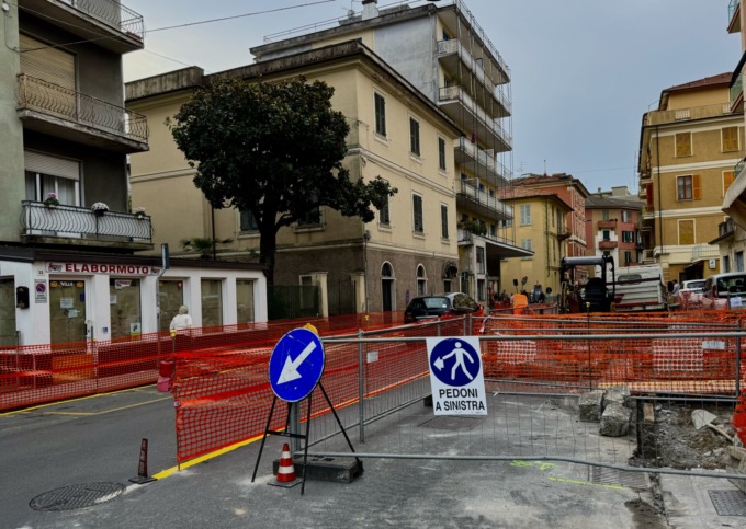 Chiavari, al via ai lavori di rifacimento dei marciapiedi in via Entella e via Piacenza