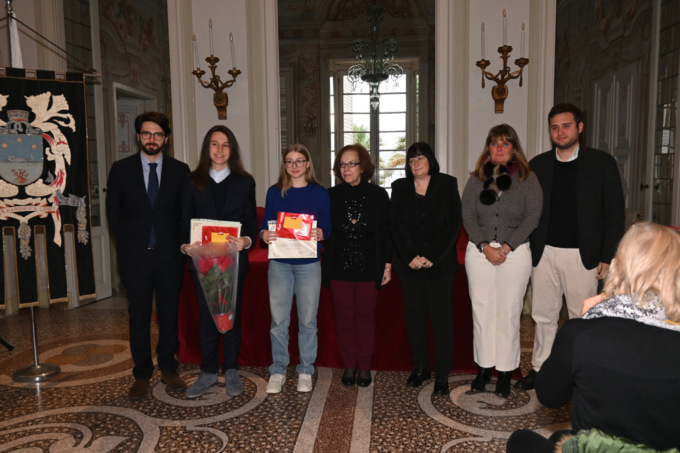 Santa, Viola Boero ed Edoardo Magnani premiati dal sindaco Caversazio