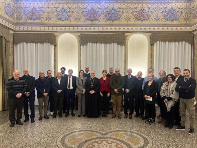 L’incontro fra il Vescovo Devasini e i sindaci del Tigullio per gli auguri di Natale
