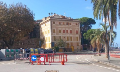 Sestri, chiuso il lungomare Descalzo e via Pilade Queirolo