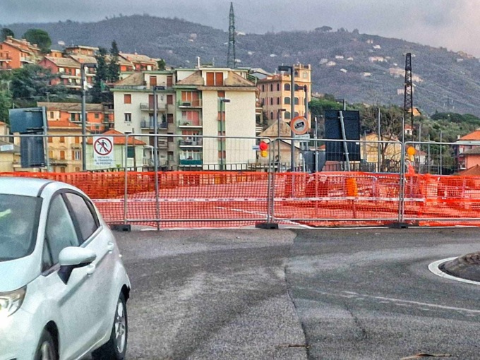 Ponte della Maddalena, interdetto anche il transito pedonale
