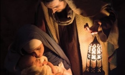 Moneglia, il presepe vivente illumina le vie del borgo