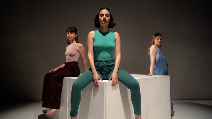 Al Teatro Comunale di Sori va in scena “Funambole”