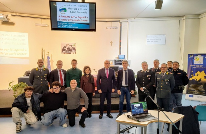 L’incontro tra Maurizio De Lucia e Salvo Palazzolo e gli studenti del Natta Deambrosis