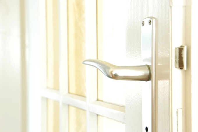 Rivestimenti in PVD decorativi: vantaggi, costi e applicazioni