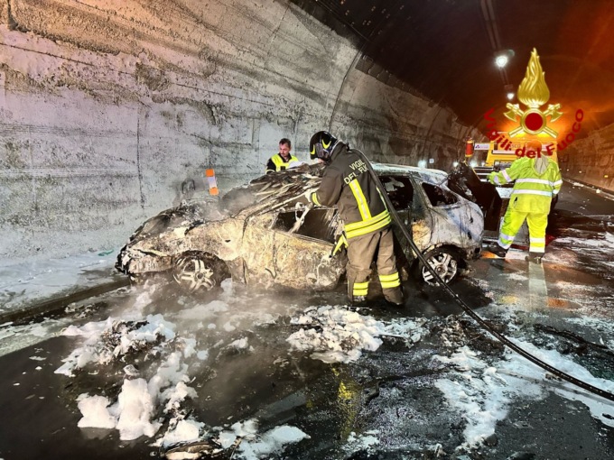Incidente nella galleria Sant’Ambrogio fra Chiavari e Rapallo: nessuna vittima