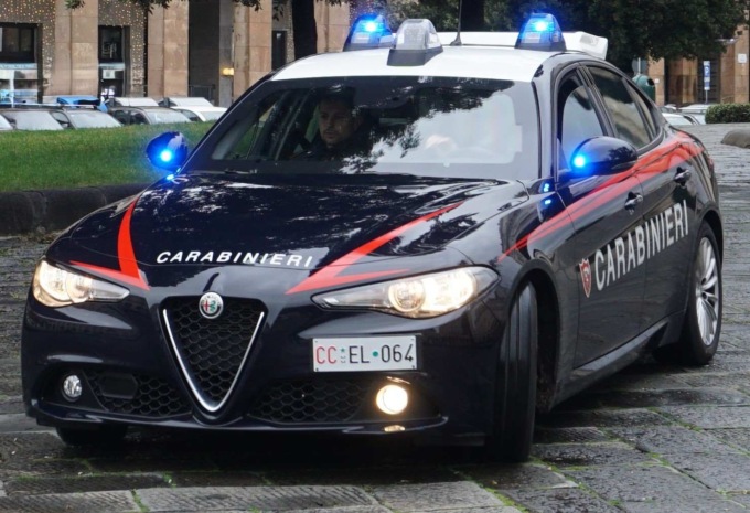 Trovato con varie dosi di hashish pronte alla vendita: denunciato un 55enne