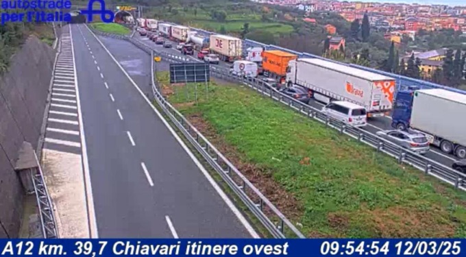 Incidente in A12: coda di 4km tra Chiavari e Sestri Levante