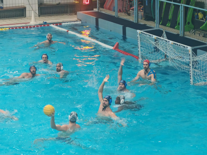 Terza vittoria consecutiva per la Chiavari Nuoto