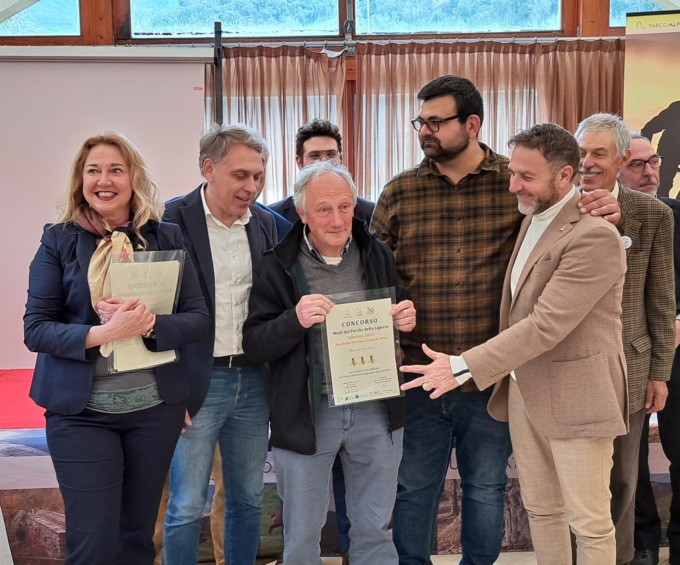 Premiati a Rocchetta Nervina 66 mieli della Liguria