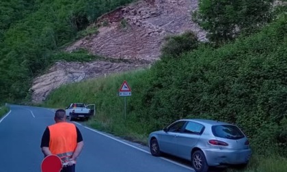 Frana sulla SP26: strada chiusa al traffico in entrambe le direzioni a Ne