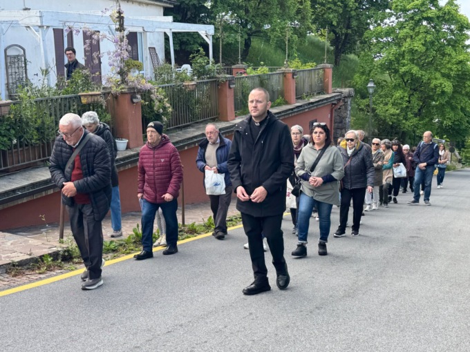 Chiavari, la Società Operaia Cattolica in cammino verso il Santuario della Guardia