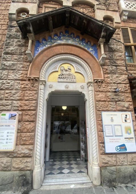 Ufficio turistico di Sestri Levante, il centrosinistra: “Sindaco, – 21% di presenze turistiche”