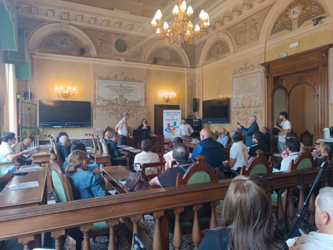 “La Carovana dell’Autonomia urbana” a Chiavari, un passo avanti per l’inclusione delle persone con disabilità visiva