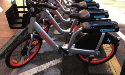 Viva Santa contro la Giunta: “Bike sharing sparito in piena stagione estiva”