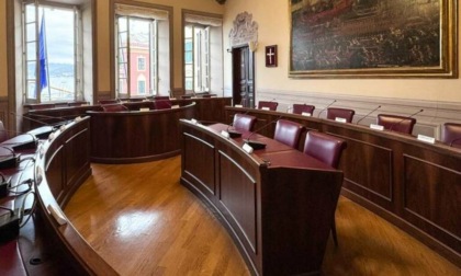 La minoranza richiede la convocazione di un consiglio comunale