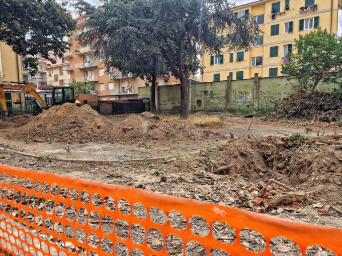 Iniziati i lavori per il nuovo parcheggio in via Lazzaro Cozzo