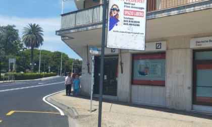 Fermata del bus in piazza Sant’Antonio a Sestri Levante: l'USB ne denuncia la inacessibilità
