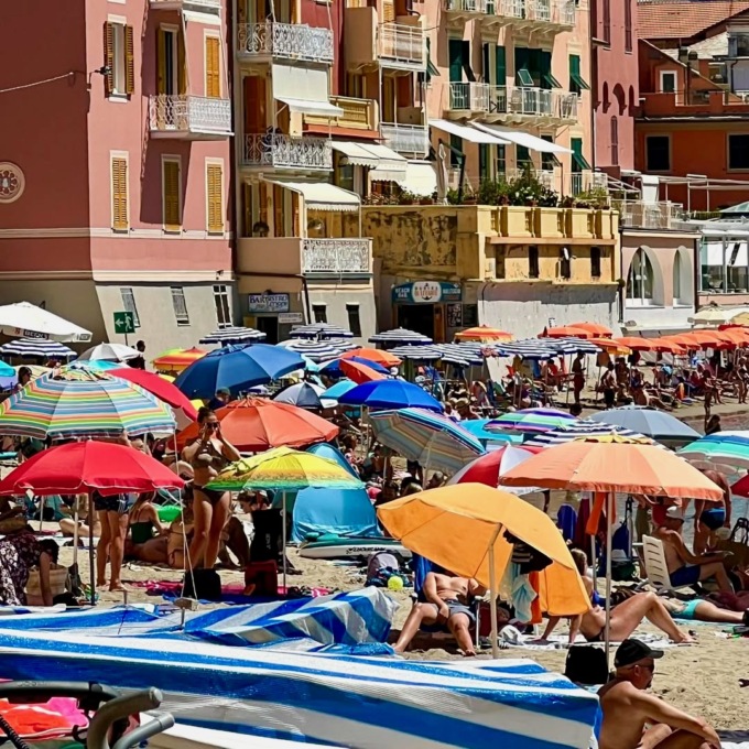 Contingentamento inefficace in Baia e Infopoint trascurato: la denuncia di Progresso per Sestri