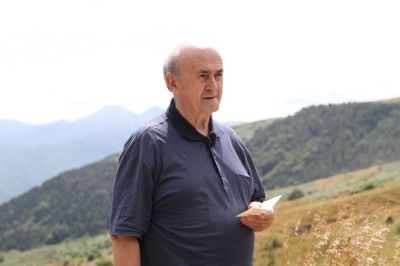 Addio a don Mario Perinetti