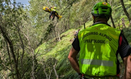 Fungaiolo cade ripetutamente, trasportato con l'elicottero in ospedale