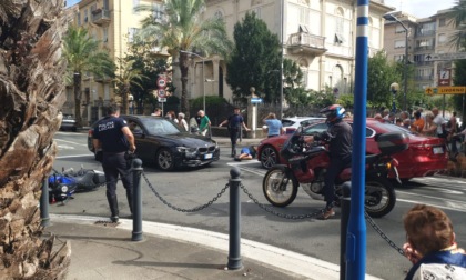Chiavari, scontro tra auto e moto all’incrocio tra corso Montevideo e viale Tappani