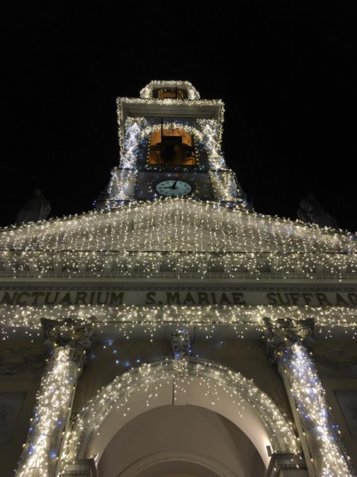 Recco, il Santuario di Nostra Signora del Suffragio si illumina di “blu” per diffondere la consapevolezza sull’autismo