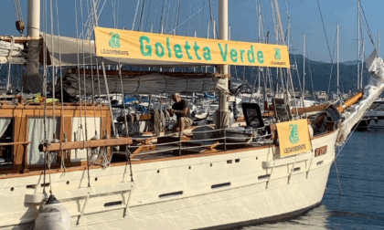Goletta Verde: «Circa il 70% delle coste liguri occupato da stabilimenti balneari, campeggi o complessi turistici»