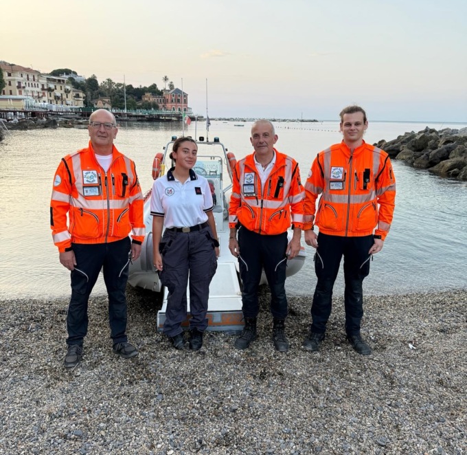 Soccorsa persona in mare a Rapallo