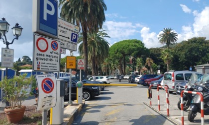 Il Pd di Rapallo all'accatto del sindaco Ricci: "Alla fine si arrende alla propria manifesta incompetenza"
